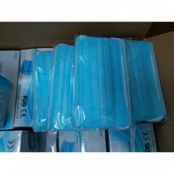 Khẩu trang kháng khuẩn 4 lớp cao cấp Gramenttech Pro.